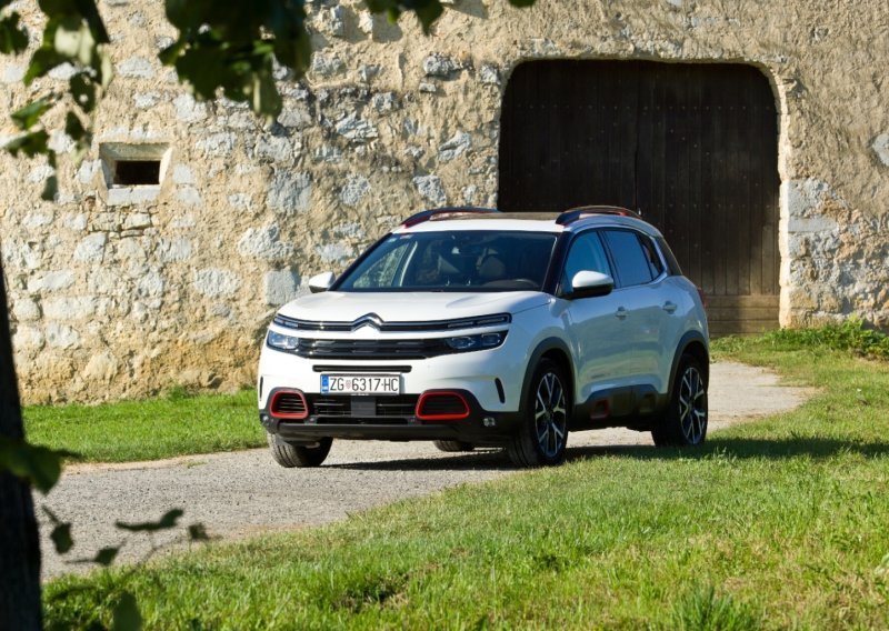 Vozili smo najjaču dizelsku verziju Citroën C5 Aircrossa: Snaga, dizajn i udobnost glavni su mu aduti