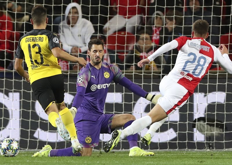 Borussia Dortmund prošla Prag; Napoli i bez gola do boda u Genku
