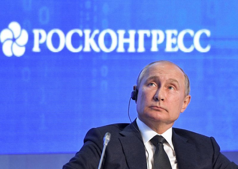 Putin: Rusija planira značajno povećati proizvodnju LNG-a