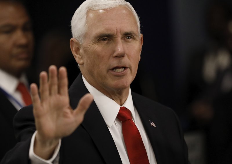 Pence: Biden i njegov sin trebaju biti istraženi zbog poslova s Ukrajinom