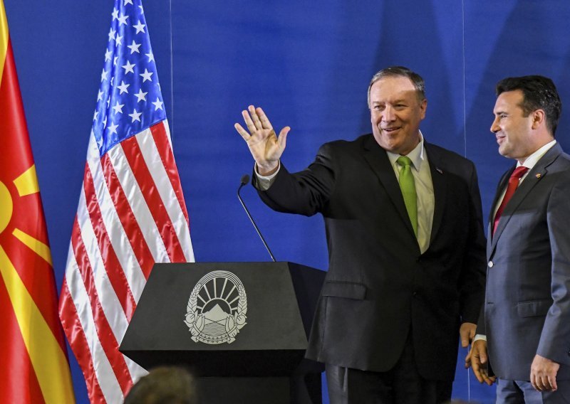 Pompeo se u Sjevernoj Makedoniji obrušio na kinesko podmićivanje i ruske trolove