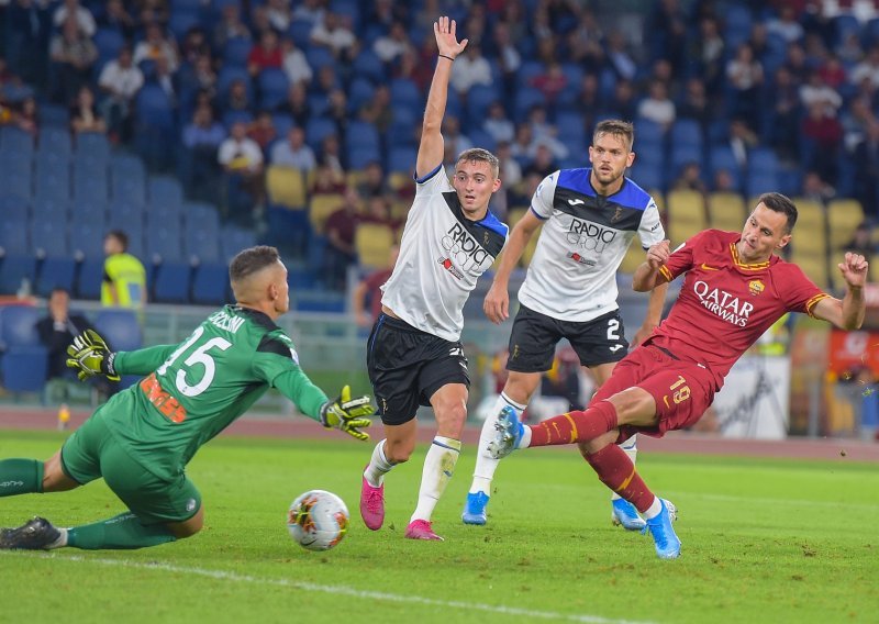 Nikola Kalinić napokon zabio, ali mu je VAR 'ukrao' taj gol; treća uzastopna pobjeda Atalante