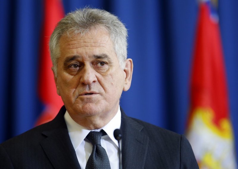 Nikolic apologises for war crimes committed in Serbia's name