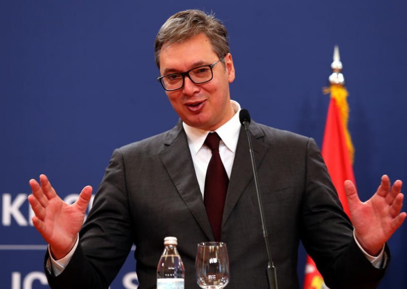 Vučić: Srbi su danas pokazali ogromnu zrelost i ujedinili su se kad je bilo najpotrebnije