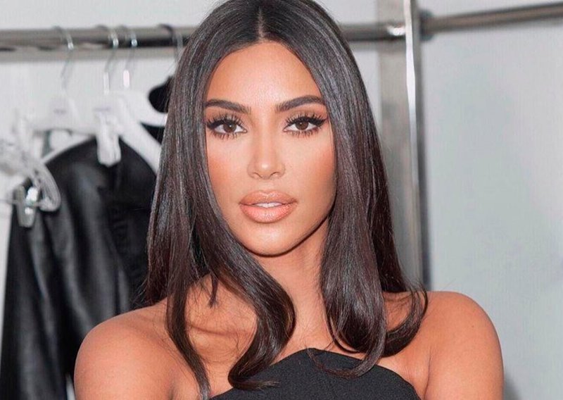 Ovu nijansu kose svi obožavaju, a nije joj odoljela ni najpoznatija od sestara iz klana Kardashian