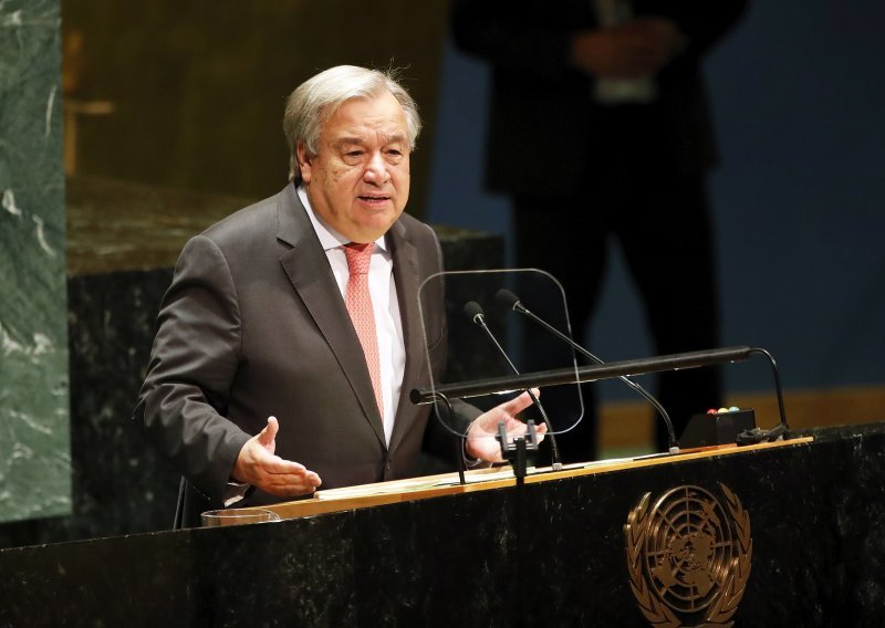 Guterres upozorava da UN nema za plaće