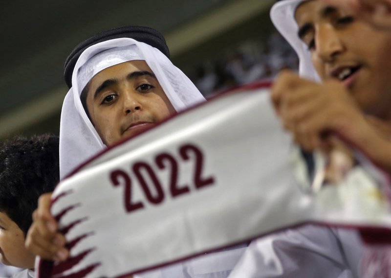 Sportska borilišta za Svjetsko nogometno prvenstvo 2022. u Kataru postaju grobnice za stotine bauštelaca
