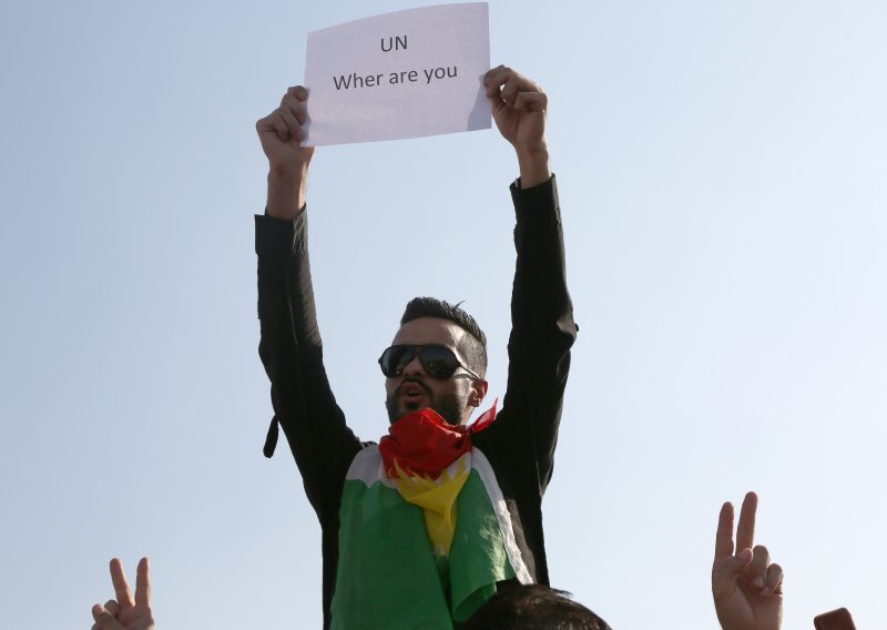 Tisuće Kurda u Iraku prosvjeduju protiv turske operacije u Siriji