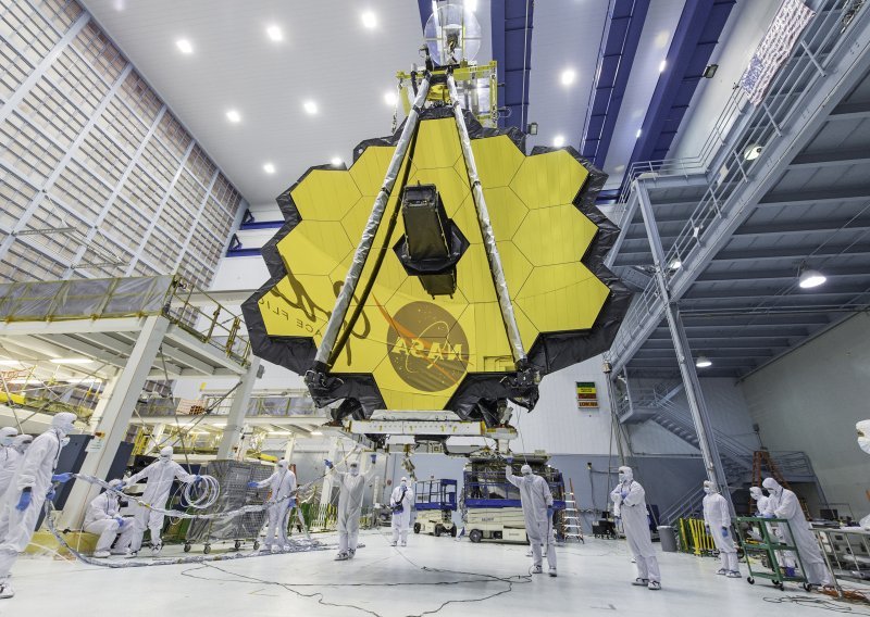 Novi problemi: Svemirski teleskop James Webb u svemir ne leti prije Badnjaka