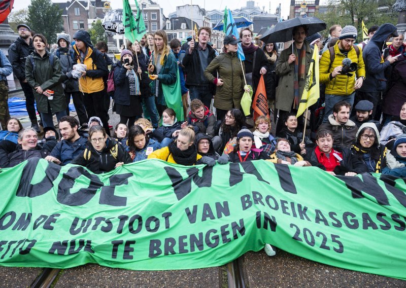 Nizozemska policija uhitila 130 prosvjednika