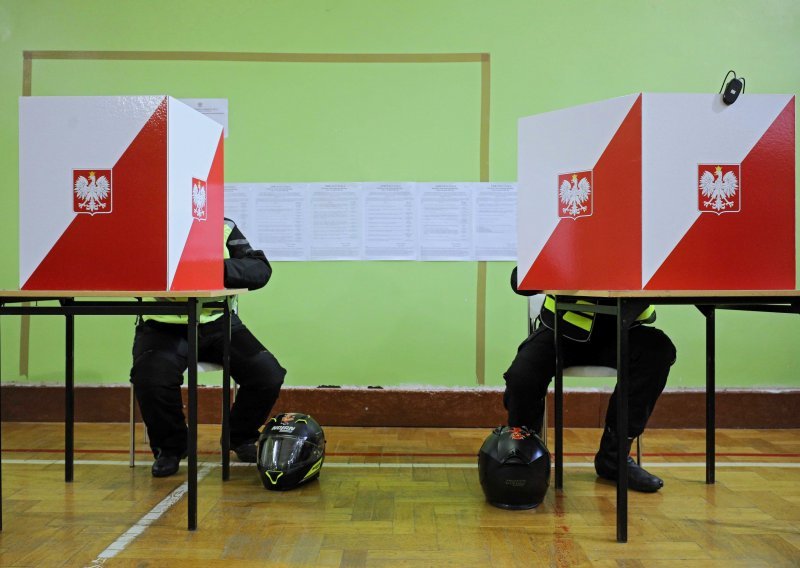 Nakon 99,5 posto prebrojanih glasova poljski PiS ne osvaja apsolutnu većinu