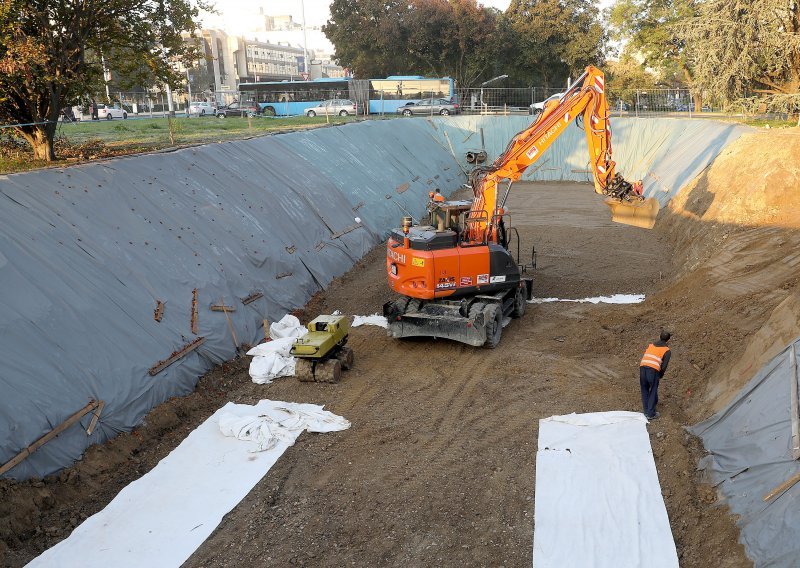 [FOTO] Pogledajte kako napreduju radovi na novim gradskim vratima u centru Zagreba