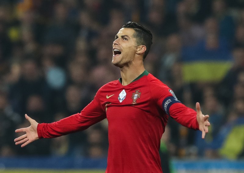 Ronaldo postigao svoj 700. gol u karijeri: 'Ne tražim rekorde, oni mene pronađu, to mi dolazi prirodno'