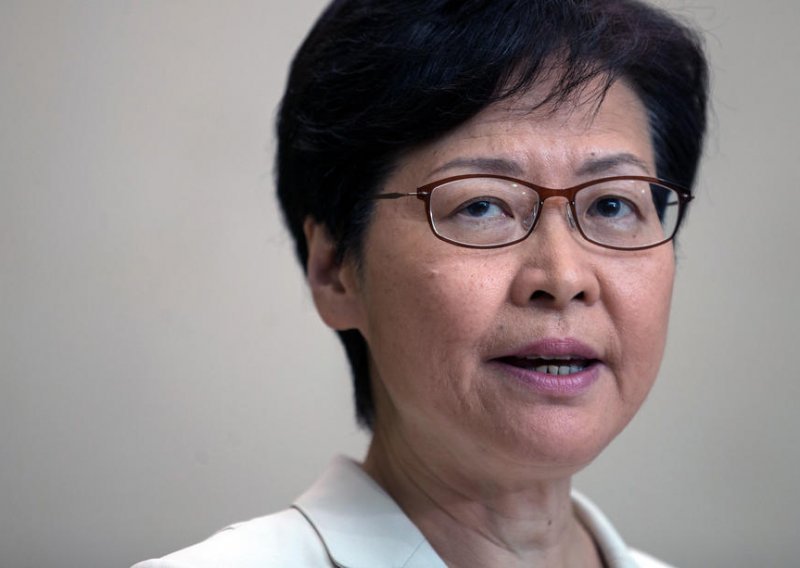 Čelnica Hong Konga prekinula govor zbog ruganja zastupnika