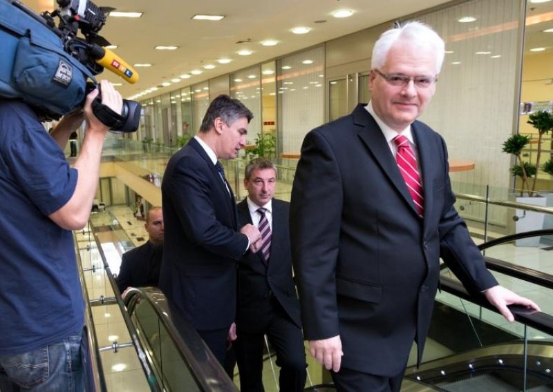 Reuters: Josipović je favorit za ceremonijalni posao
