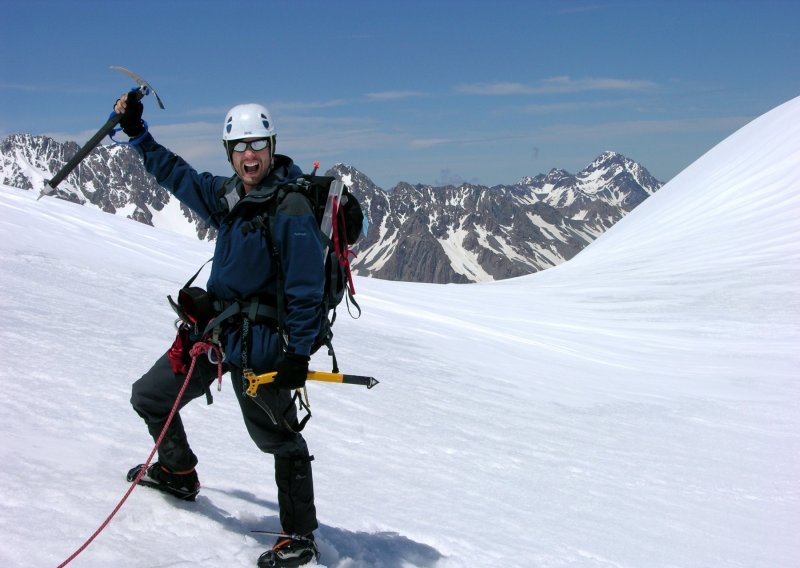 Što je teže – čekati u redu za kino ili popeti se na Everest? Gotovo da i nema razlike!