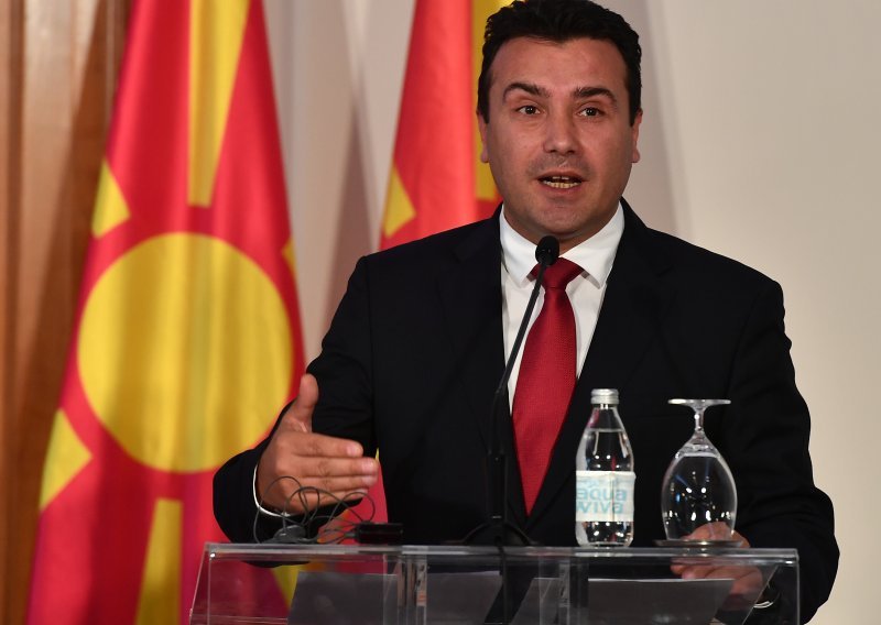 Premijer Sjeverne Makedonije razmišlja o ostavci, Grabar Kitarović  žali što im EU nije dopustila pristupne pregovore