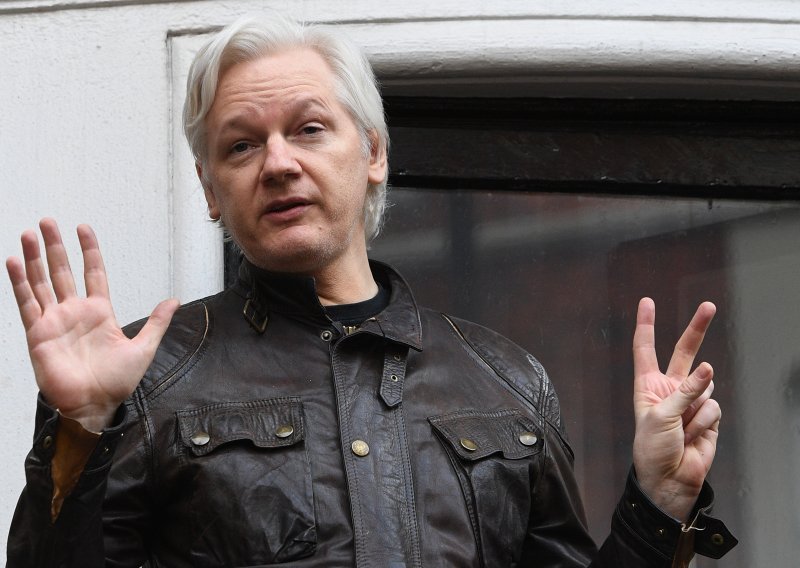 Assange na sudu zbog izručenja, odbili mu zahtjev za odgodom suđenja