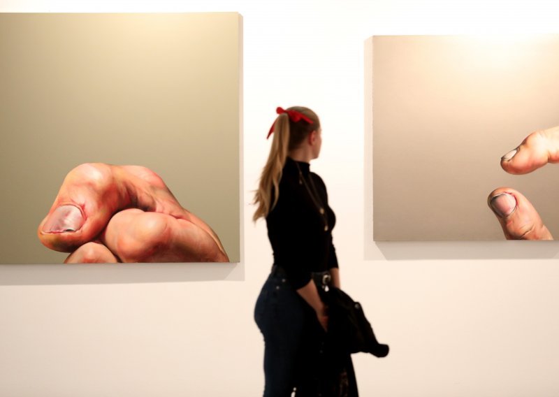 U galeriji Kortil otvorena izložba 'Zatvaranje kruga' Arsena Roje