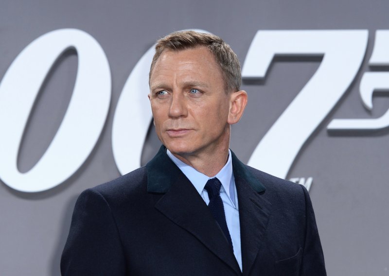 Kako bi se izbjeglo curenje informacija, snimljena su tri različita završetka novog James Bonda, a koji je pravi zna samo jedan čovjek