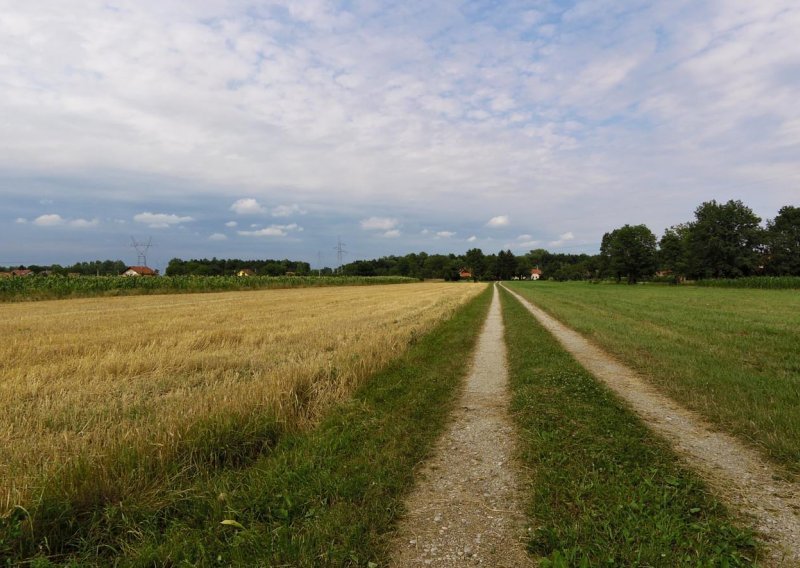 Vrijeme je za bijeg do savskih slapova i hladovine Turopolja!