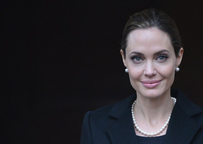 Angelina ili bolest s licem zvijezde