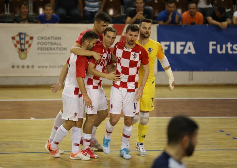 Hrvatska futsal reprezentacija u drugom krugu kvalifikacija za SP