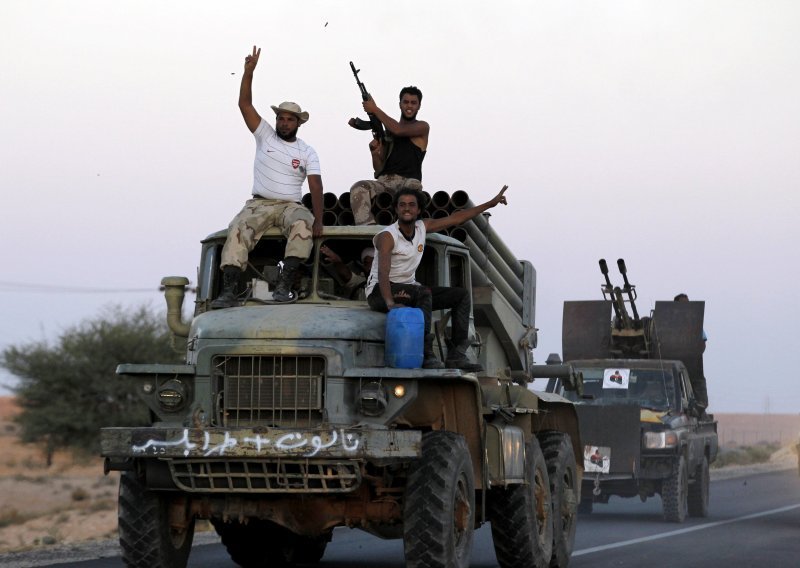 Gadafijevo rodno mjesto u rukama libijskih pobunjenika