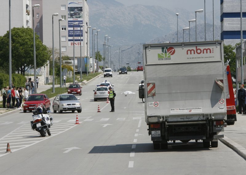 Porečanin uvozio teretnjake pa fingirao prometne nesreće