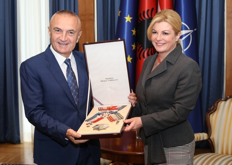 Grabar-Kitarović dala potporu Albaniji na putu u EU