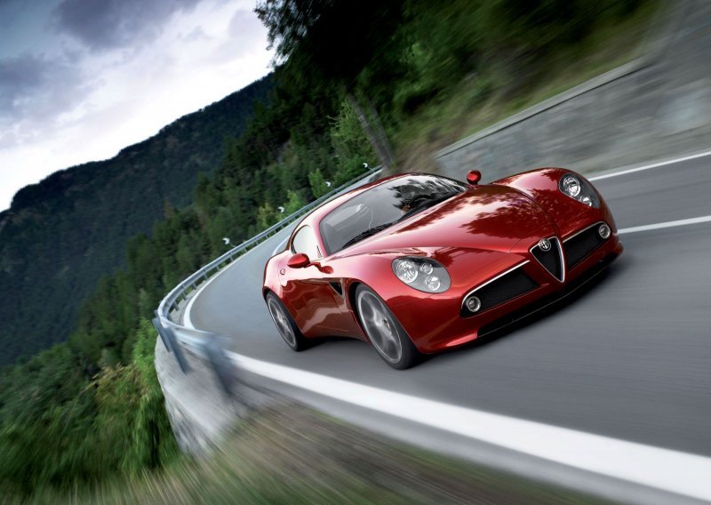 Alfa Romeo, čini se, ukida planove o novim modelima GTV i 8C