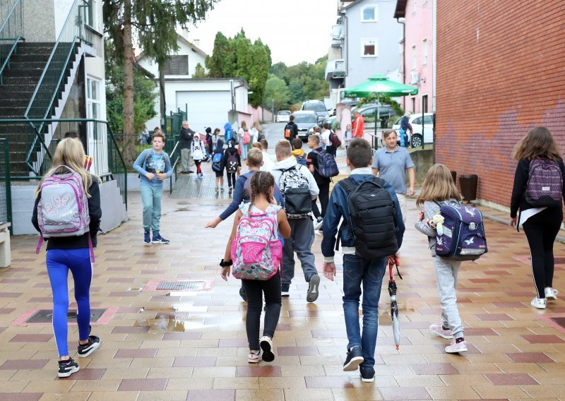 Novska: 'Topli obrok - obrok zdravlja' u školi