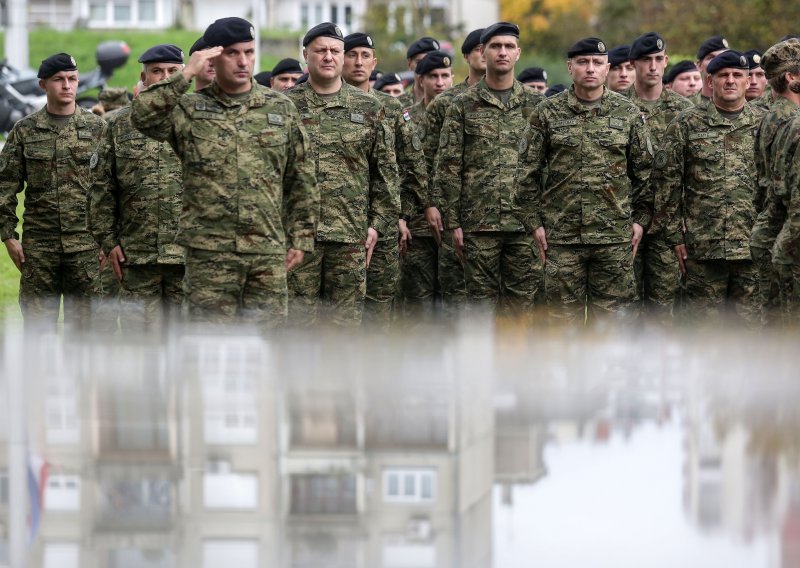 Dodjelom crnih beretki mladim 'Tigrovima' obilježen osnutak 1. gardijske brigade