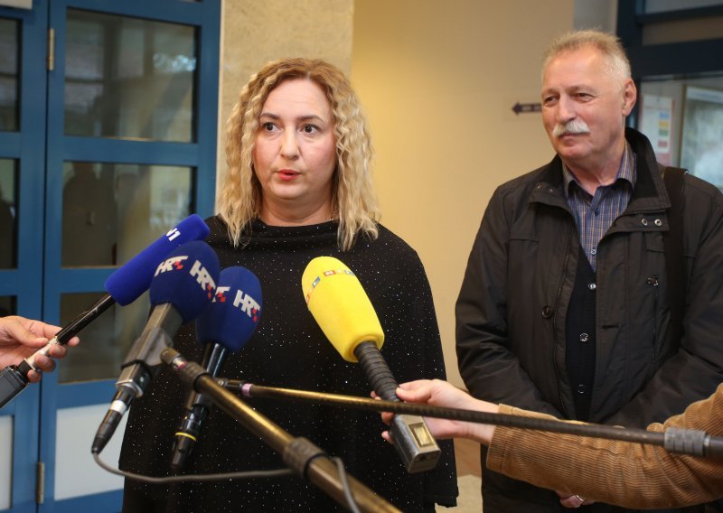 Nema nastave u Vukovarsko-srijemskoj i Karlovačkoj županiji, u ponedjeljak se čeka ponuda Vlade