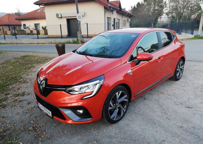 [FOTO/VIDEO] Isprobali smo Clio R.S.-Line TCe 100: Izuzetno zabavan maleni sportaš