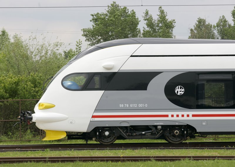 Končar predstavio novi vlak od 5 mil. eura