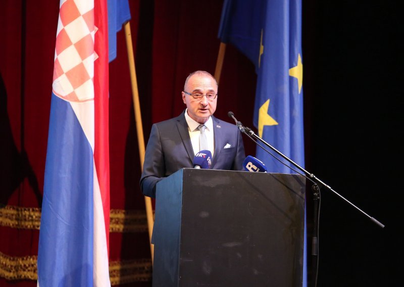 Hrvatska u diplomatskoj noti pozvala Srbiju da prestane veličati zločine
