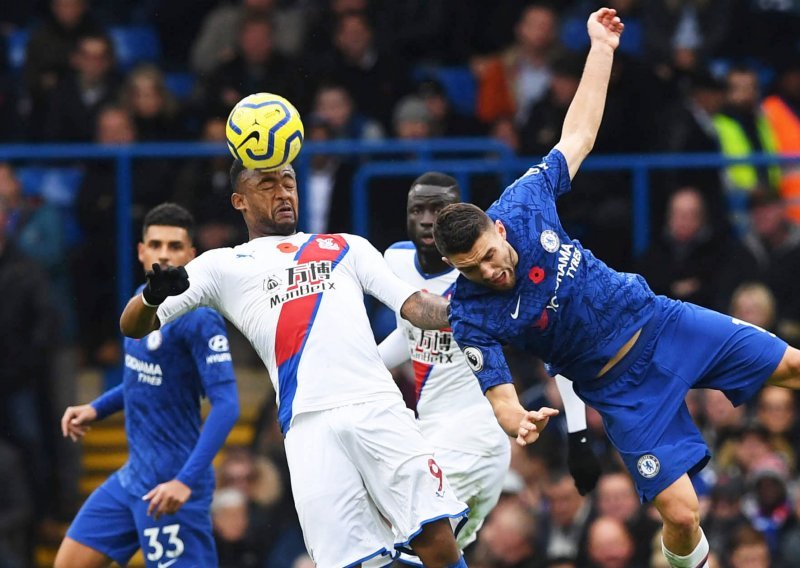 Chelsea očekivao slomio Crystal Palace, Kovačiću zasluge za prvi pogodak domaćina; Leicester sredio Arsenal