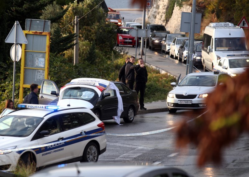 Policija našla odbačen motocikl koji povezuju s likvidacijom kod Omiša, zanimljivo tko mu je vlasnik