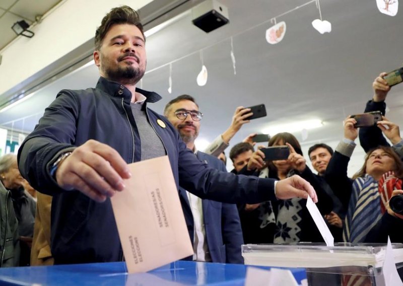 Španjolskim socijalistima najviše glasova no nedovoljno za sastavljanje vlade