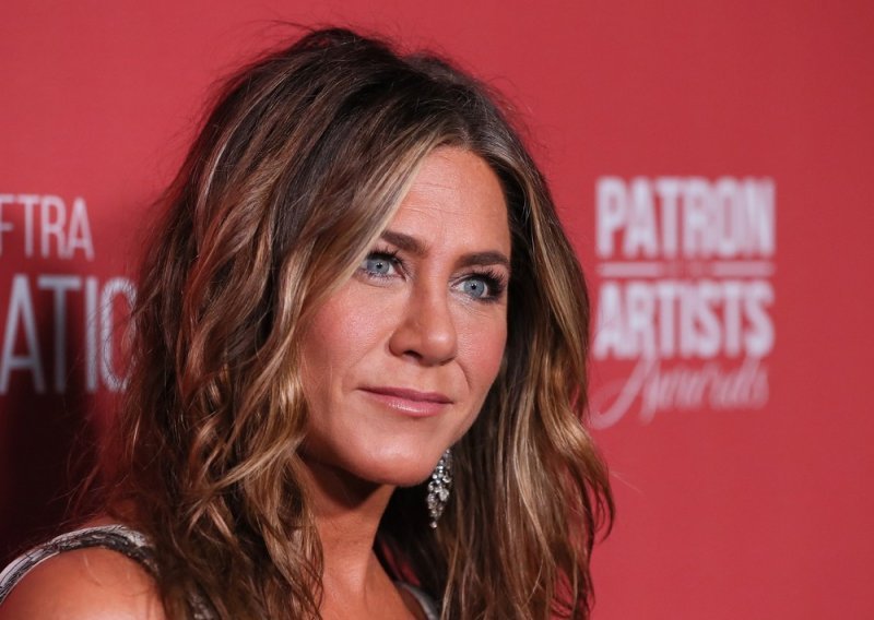 Frizer Jennifer Aniston otkrio kako zapravo izgleda njezina prirodna kosa