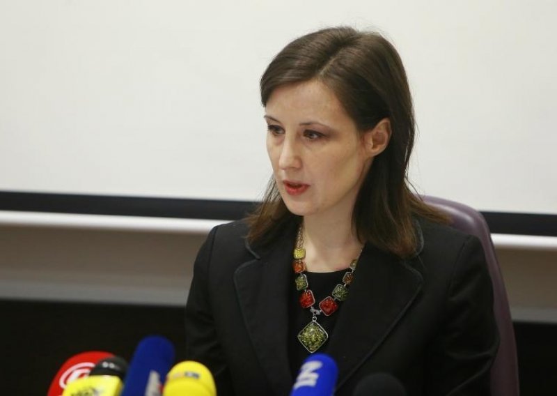 Dalija Orešković pecnula Karamarka: Oprez s privatnim poslovima