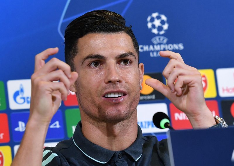 Ronaldo se narugao suigračima, opsovao trenera pa dan kasnije nazvao kapetana; doznaje se što mu je rekao i zašto