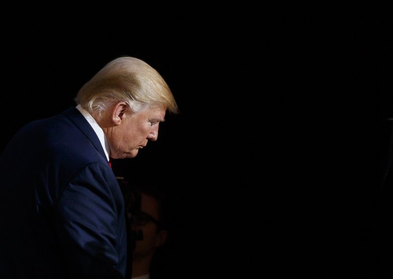 Bijela kuća objavila transkript novog razgovora između Trumpa i Zelenskija