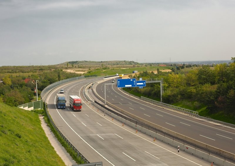 Nizozemska ograničava brzinu vozila kako bi smanjila zagađenje dušikom