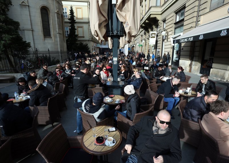 Zagrebački ugostitelji zadovoljni nižim PDV-om za jelo, no žele i za kavu i pića