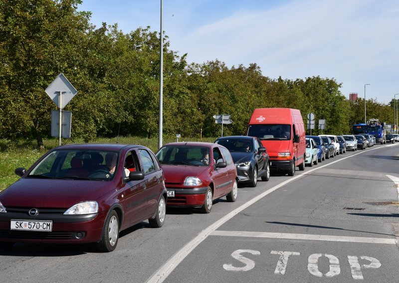 Policija nabavlja kamere nove generacije: osim brzine, snimat će i druga dva opasna prekršaja koja svakodnevno viđamo na cestama