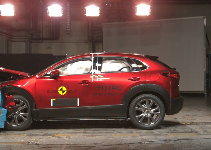Mazda CX-30 dobila najviše ocjene na Euro NCAP-testu: Osim što je lijepa i maksimalno je sigurna