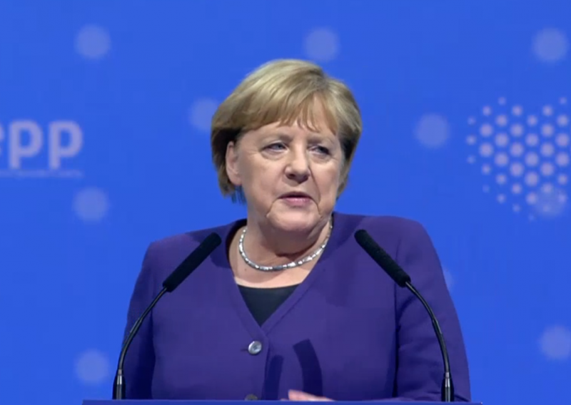 Merkel: Europa se u ovom trenutku nije sposobna braniti