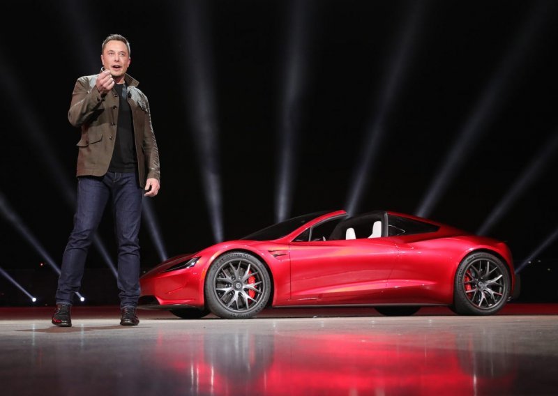 Novi Teslin auto možda neće trebati ključeve, kaže Elon Musk